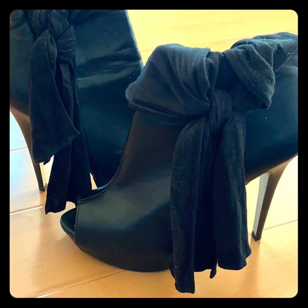 Black heels